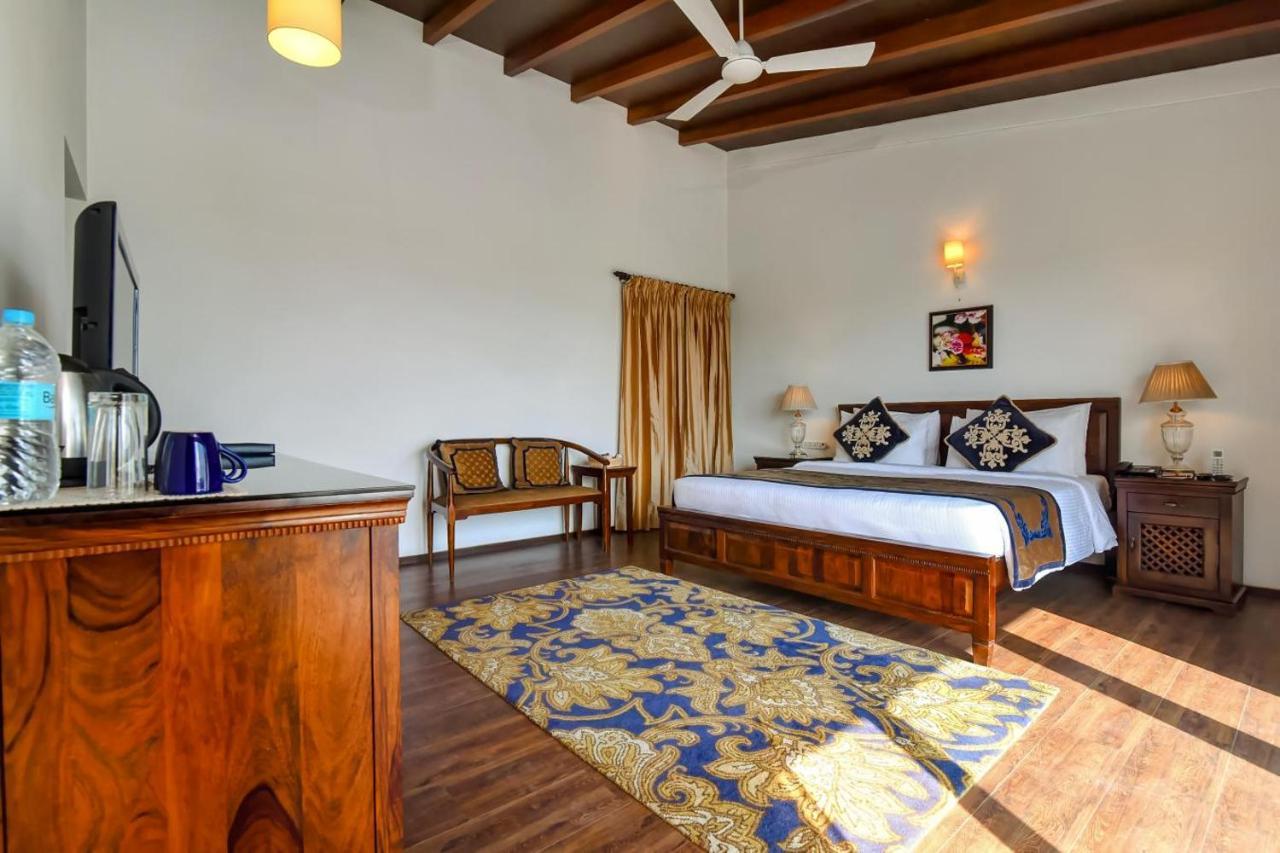 Hotel Amatra By The Ganges à Haridwār Extérieur photo